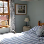 Fisherman's Cottage, * Staithes